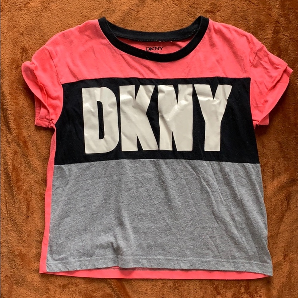DKNY CROP TOP